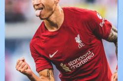 开云体育在线-利物浦大胜对手，领先优势保持不变