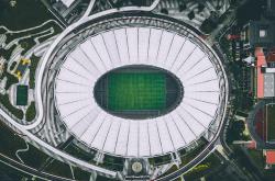 开云足球直播-当足球狂胜遇见赛道接管，克瓦拉茨赫利亚的双线统治日