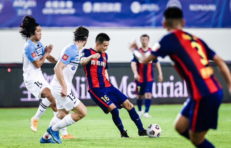 青岛队士气高昂,继续高歌猛进向前进军的简单介绍 青岛队士气高昂,继续高歌猛进向前进军的简单介绍