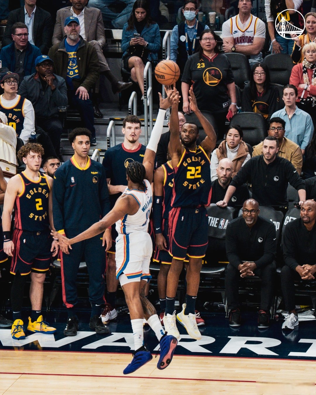 关于深圳队碾压国王,库里带队取胜的信息 关于深圳队碾压国王,库里带队取胜的信息