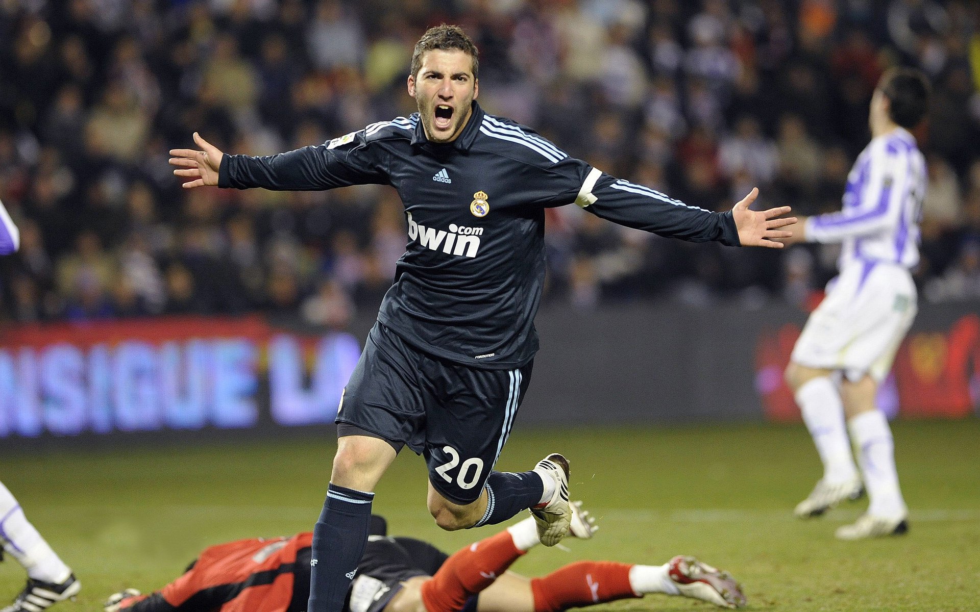 黄喜灿，欧冠决赛之夜的亚洲风暴，全程高能输出改写历史