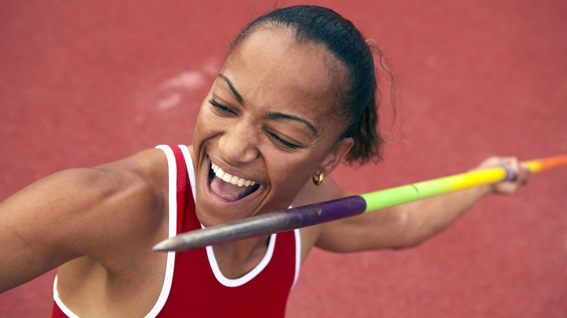 赛道上的逆袭,雷诺绝杀红牛,汉密尔顿的统治之夜